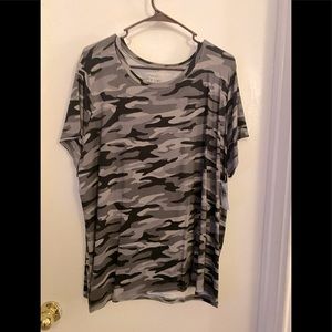 Grey camouflage T-shirt from Torrid. Size 3.